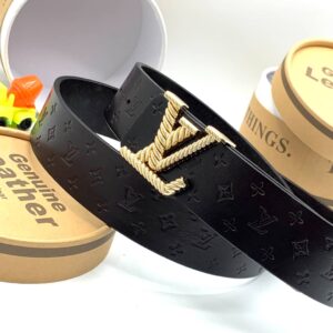 Louis vuitton leather belt